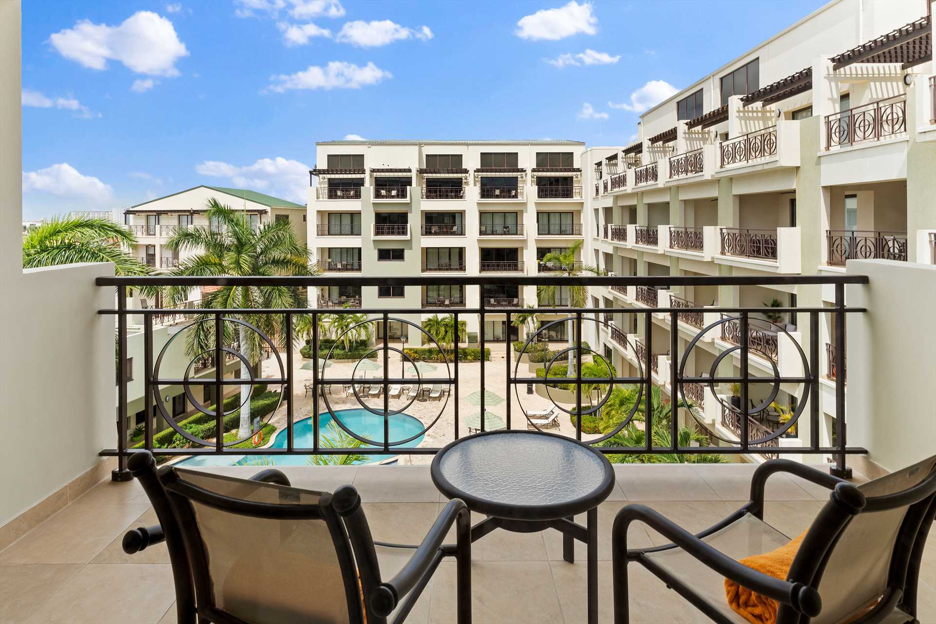 Palmeta Palm One-bedroom condo