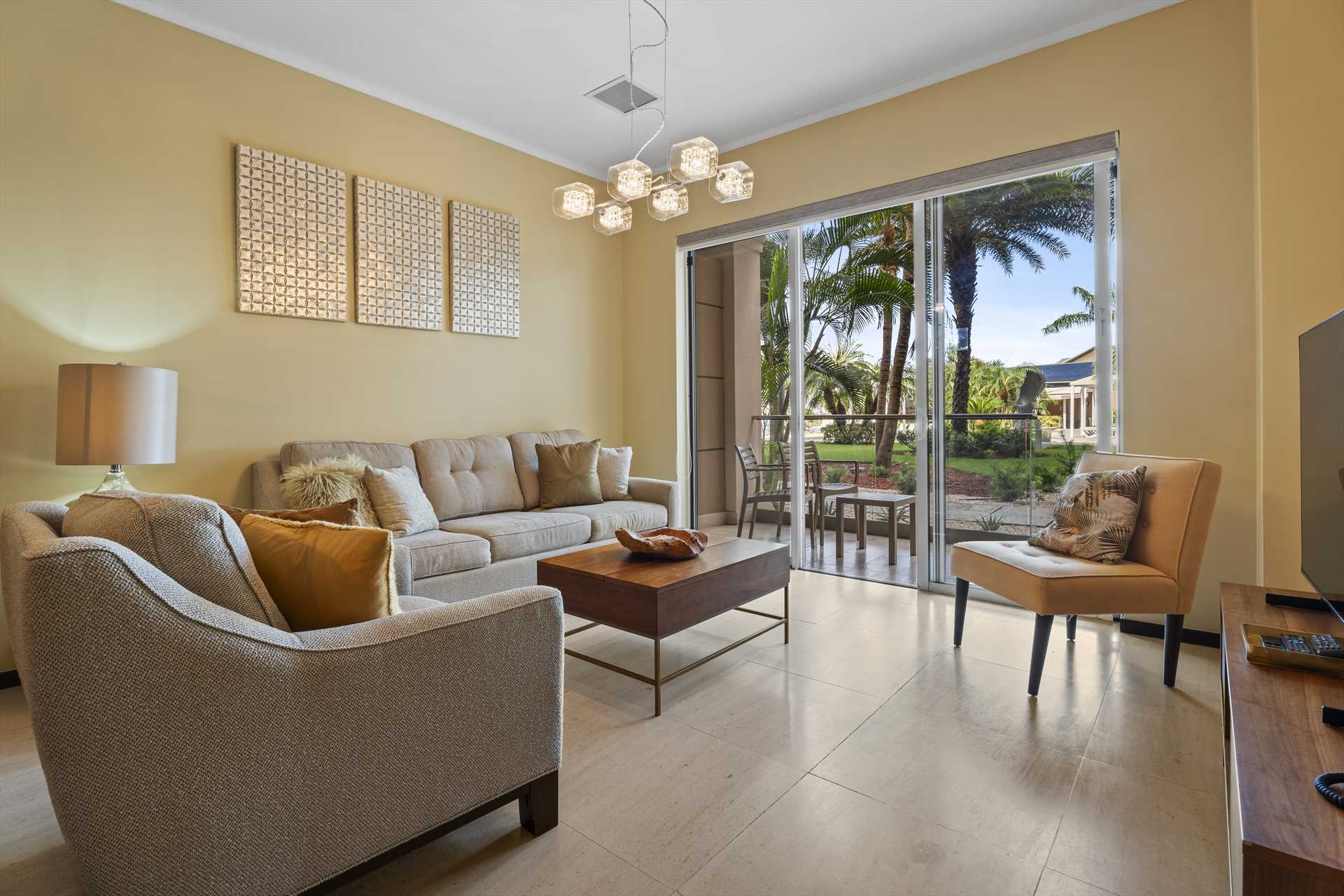 Tropical Garden Two-bedroom condo