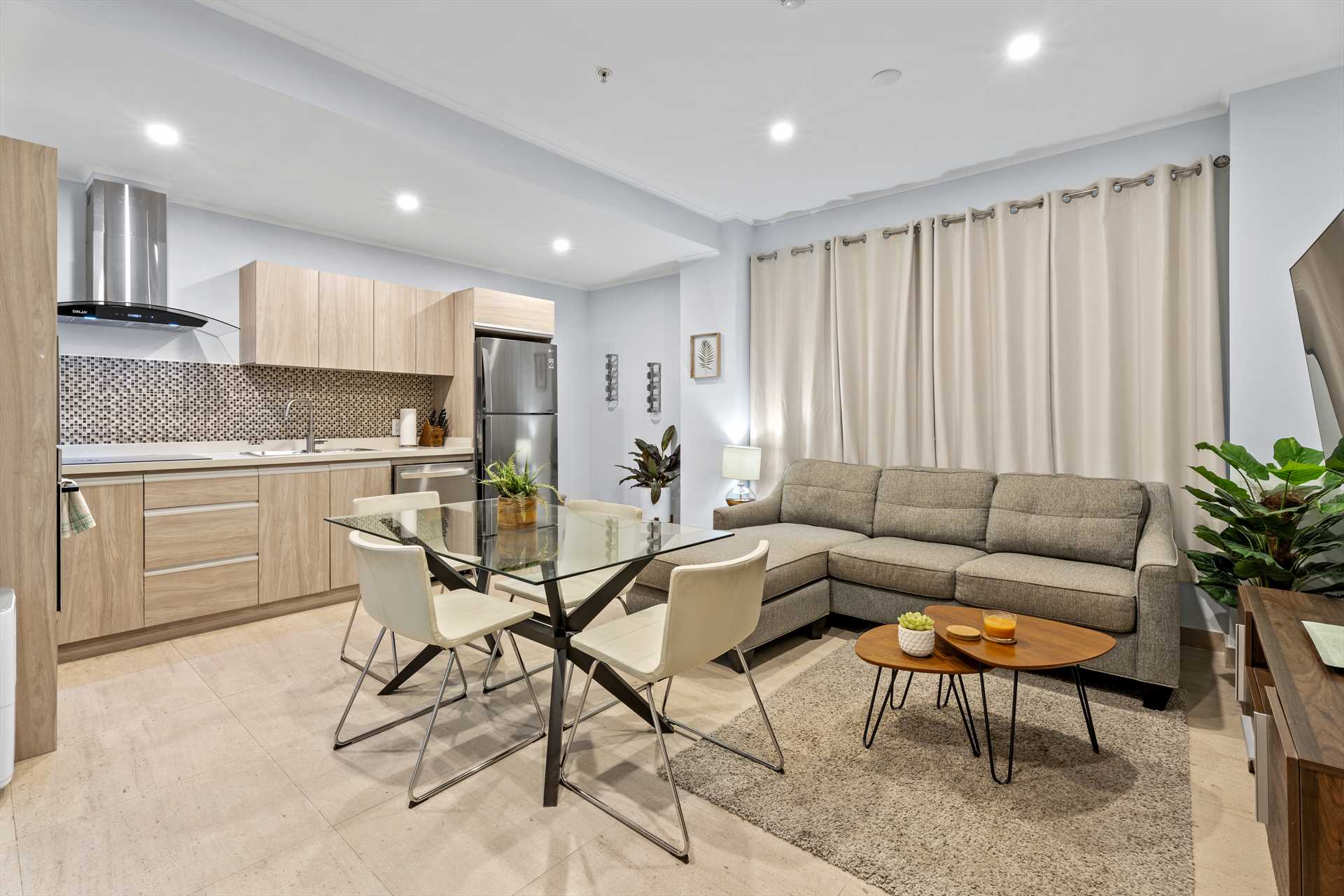 Cozy Executive One-bedroom condo