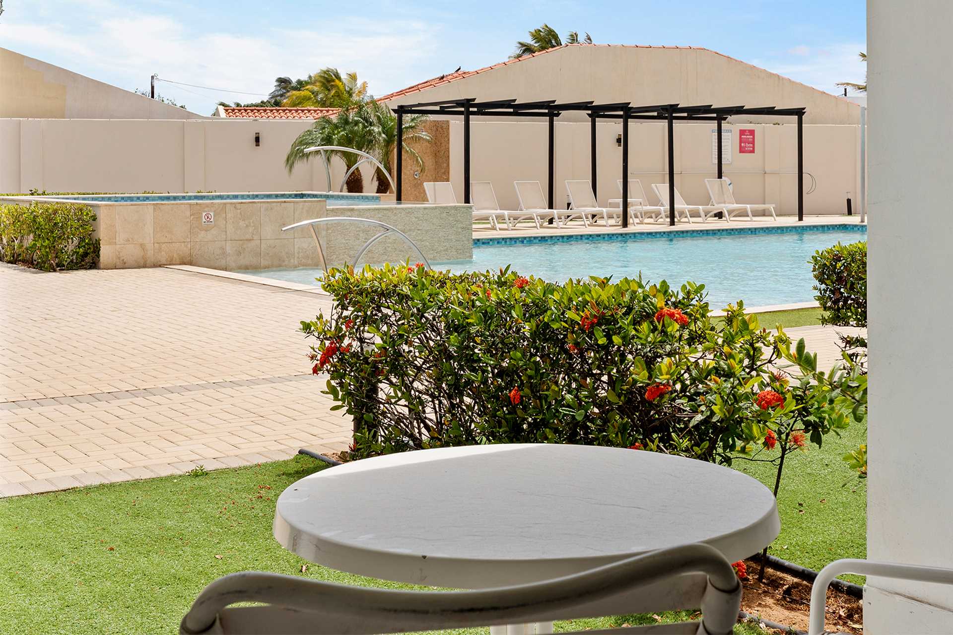Terrace Escape Two-bedroom condo - AL117